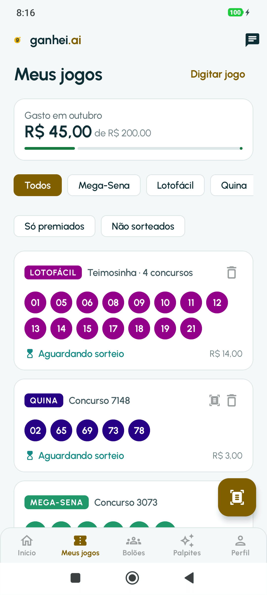 Tela Meus jogos: gasto em outubro de R$ 45,00 de R$ 200,00, filtros por loteria e jogos aguardando sorteio, inclusive uma teimosinha de 4 concursos.